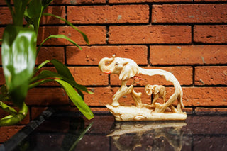 ABSTRACT ELEPHANT CUTOUT  STATUE